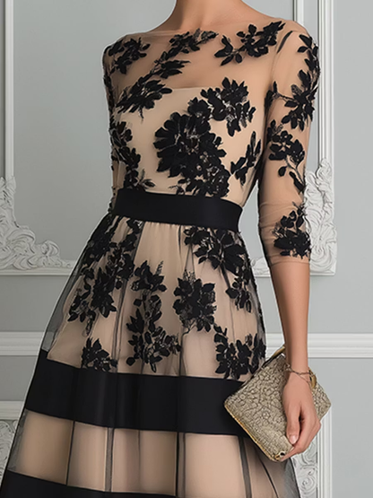 Berta | Vestido midi de encaje con falda acampanada y escote barco