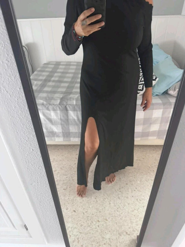 Ángela E.