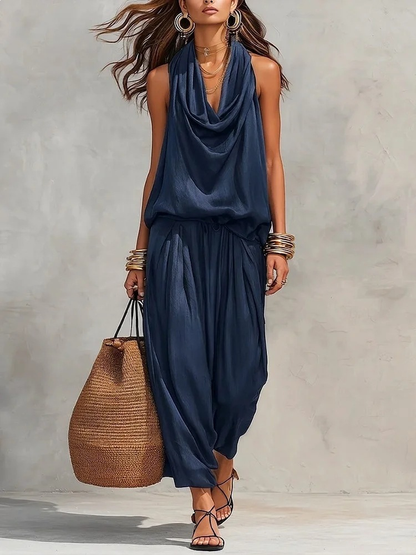 Alazne | Conjunto con top halter y pantalón plisado