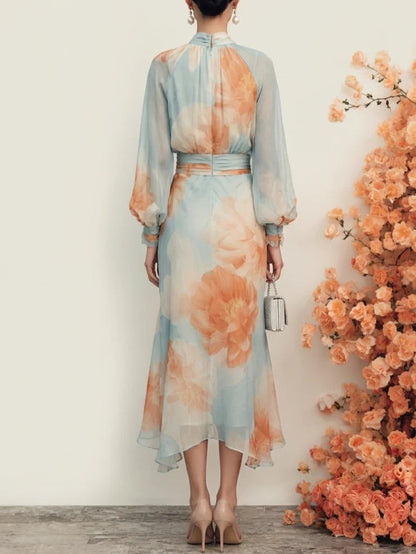 Irati | Conjunto de dos piezas con top de cuello alto y falda floral