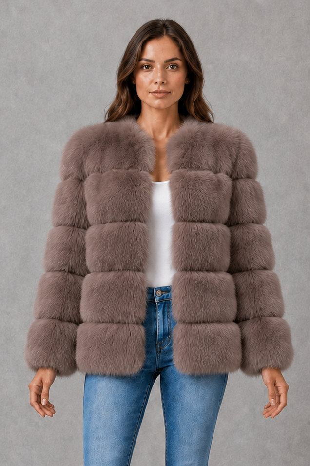Sylvia | Chaqueta de pelo sintético con cuello