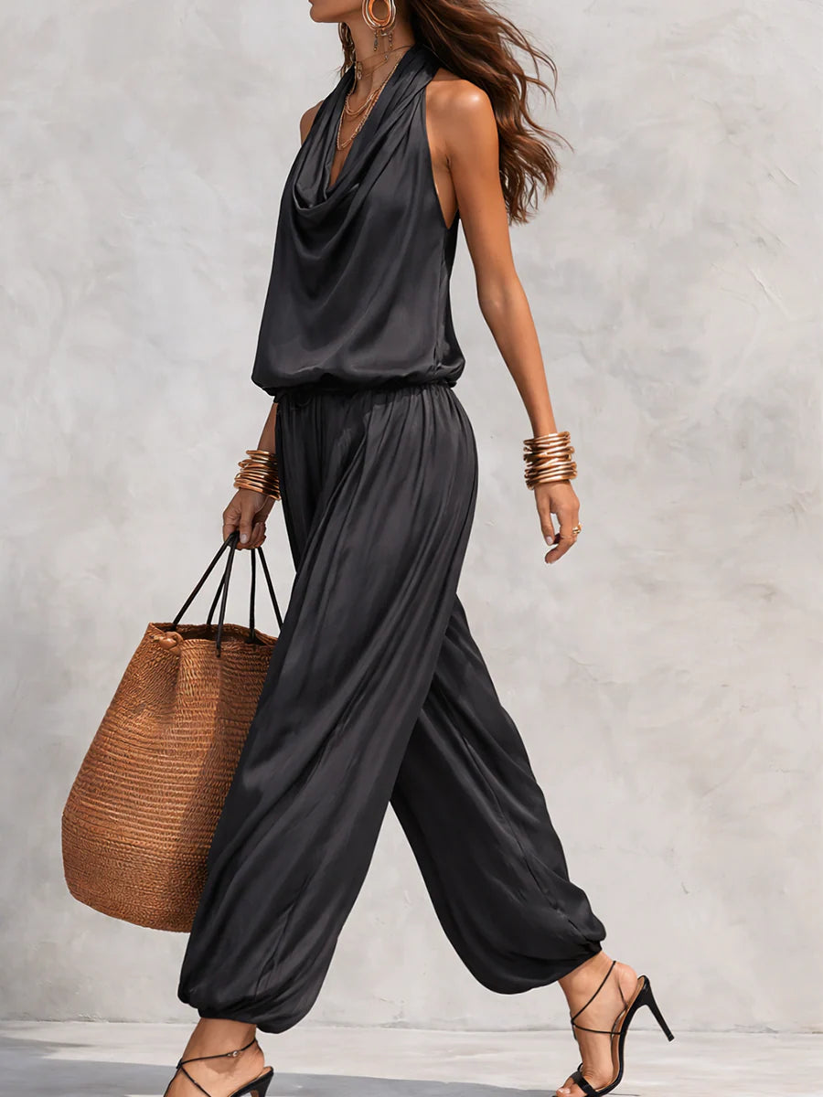 Alazne | Conjunto con top halter y pantalón plisado
