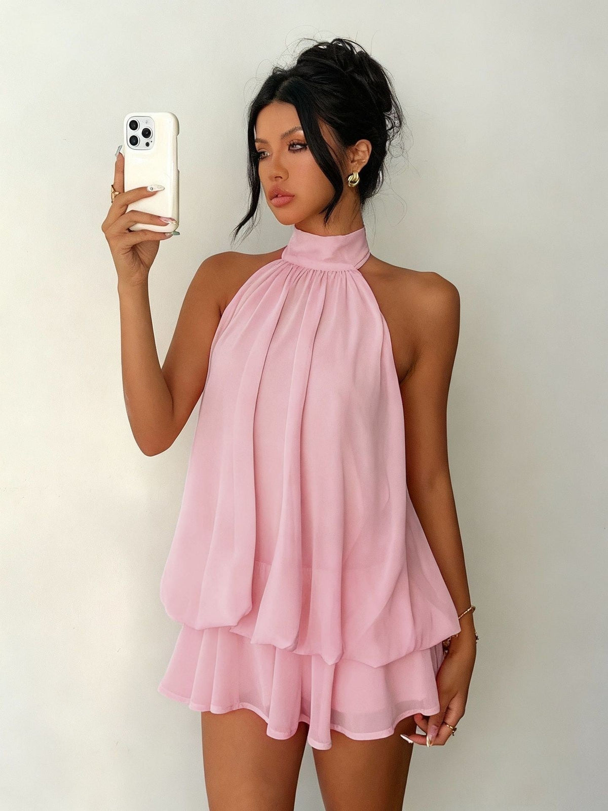 Paloma | Vestido corto fluido con capas y espalda abierta